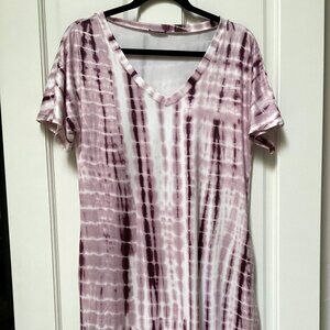 Arolina pink and white maxi dress, size large